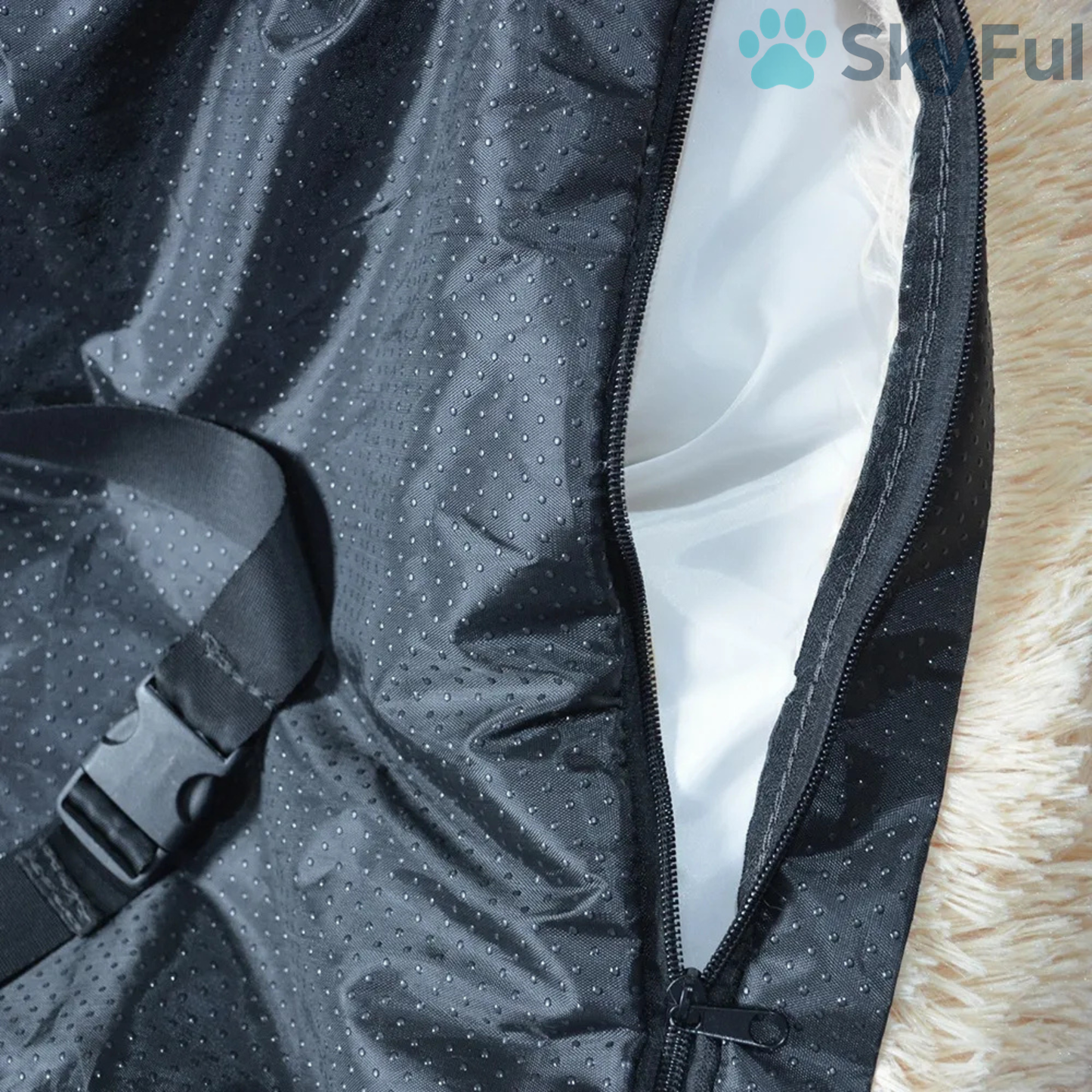 SkyRide™ Autostoel voor Honden – Antislip, Afneembaar & Ultiem Comfort voor Je Huisdier